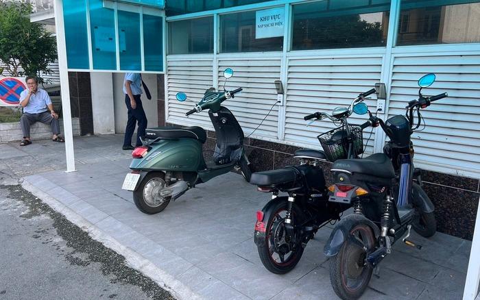 Nắng nóng gay gắt kéo dài: Sử dụng xe máy điện sao cho an toàn, bền pin? 840492