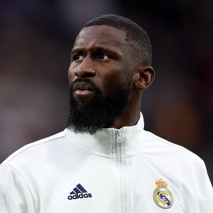 CHÍNH THỨC: Real Madrid công bố ngôi sao bom tấn, đúng ý Mourinho! 839770