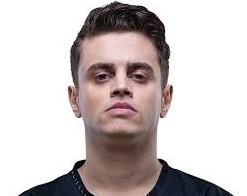 Ronaldo chính thức tham gia thi đấu tại Esports Nations Cup 833915