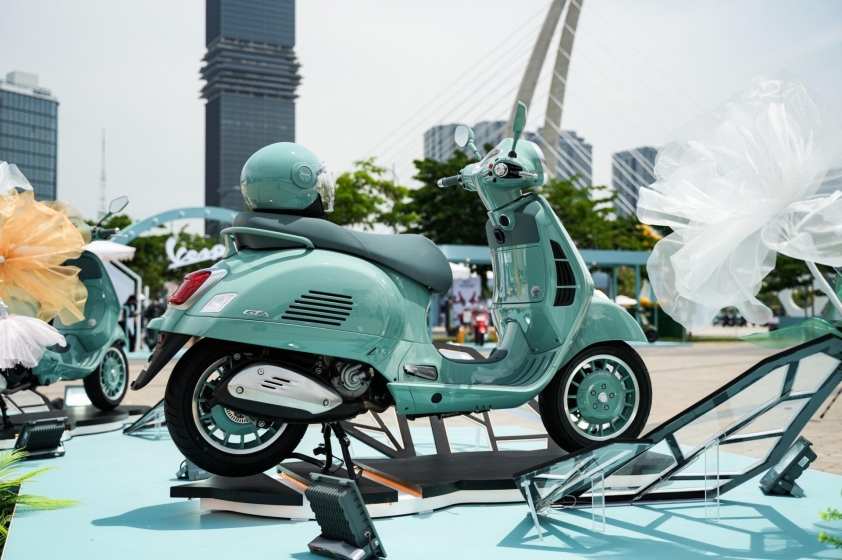 Vespa 80th (2)