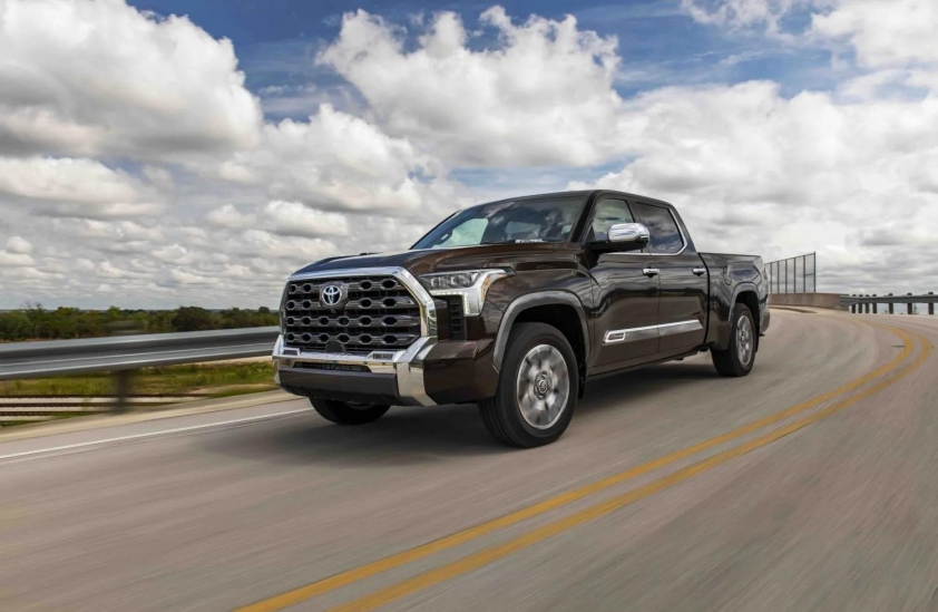 2025-Toyota-Tundra-1794-Edition-618-1