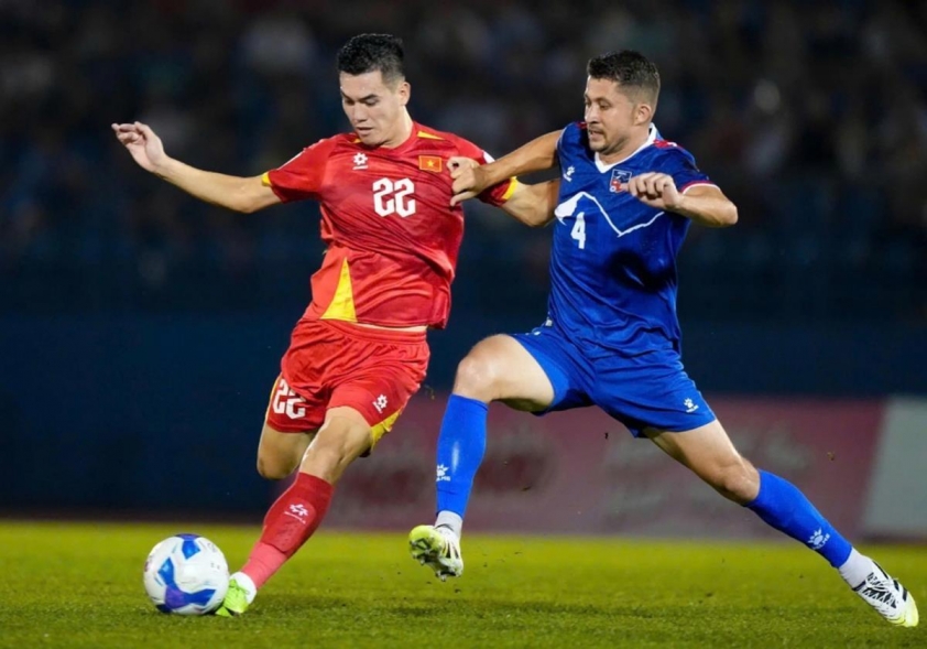 CHÍNH THỨC: FIFA cấm đối thủ của Việt Nam vô thời hạn 857060