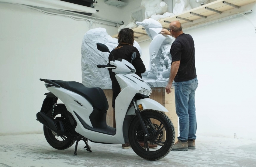 Honda SH 125i Marmo (2)
