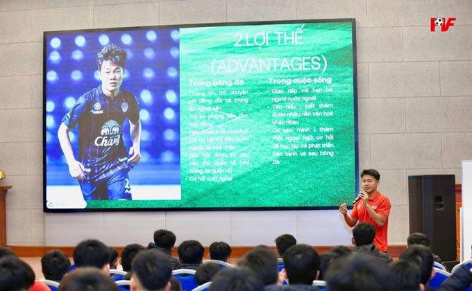Thủ quân U19 Việt Nam gây sốc với trình độ học vấn cực ấn tượng 843707