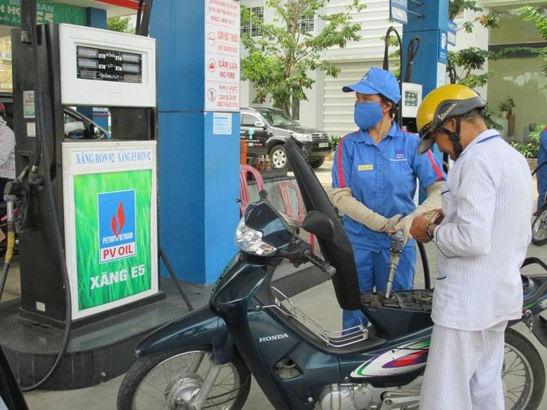 Loại xe nào nên tiếp tục sử dụng xăng E5 RON92 thay vì chuyển sang E10? 842092