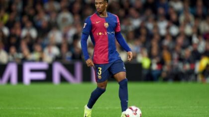 MU rộng cửa chiêu mộ sao Barca, Arsenal chờ Alvarez gật đầu