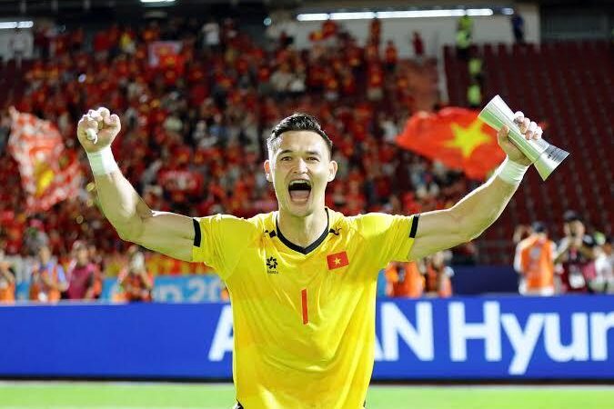Thủ môn số 1 Việt Nam quyết tâm giành hạng ba trước Malaysia